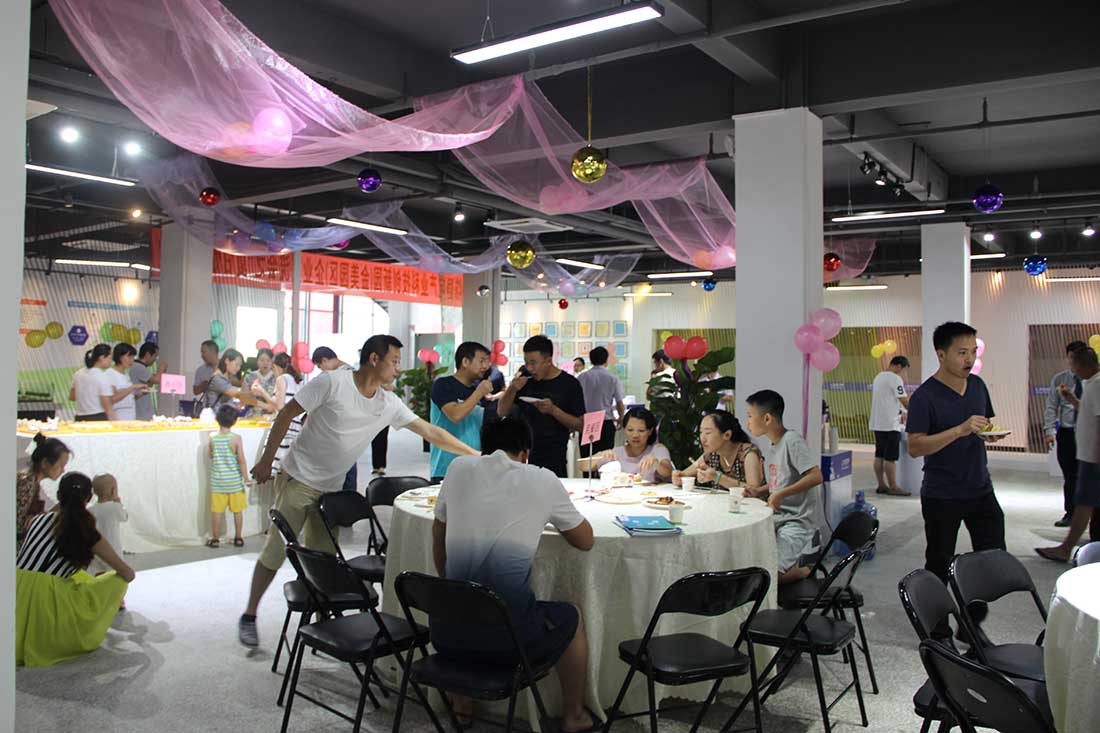 中國防靜電產(chǎn)業(yè)科技創(chuàng)新園（金美科技園）“夏日燃情派對”圓滿舉行