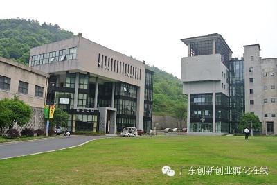 東科集團董事長-吳亮明先生，于2014年5月6日-10日隨廣東省科技企業孵化器協會前往【青島、浙江科技企業孵化器考察調研報告】