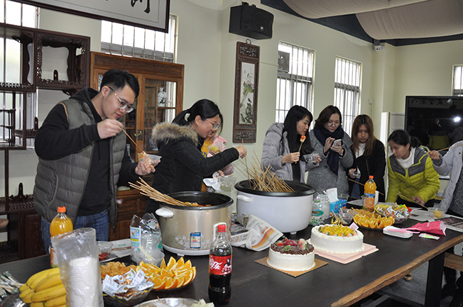 回顧丨歡樂相聚，東科集團2018年第四季度員工生日會